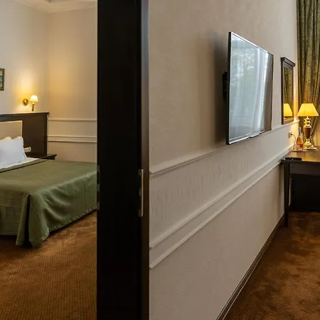 Stadium Park Hotel Hotel 4*