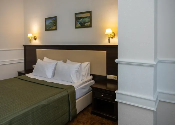 Отель Stadium Park 4*