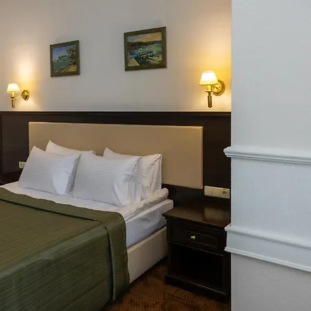 호텔 Stadium Park 4*